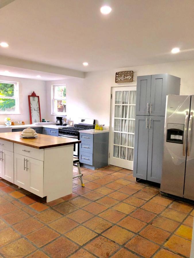 Comfy And Spacious Suite With Free Parking Μαϊάμι Εξωτερικό φωτογραφία
